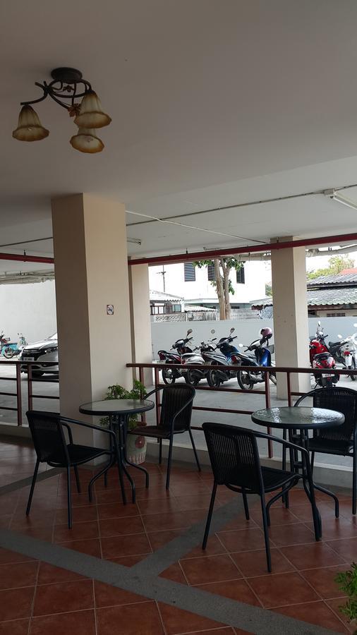 Aspen Residence Chonburi Exterior foto